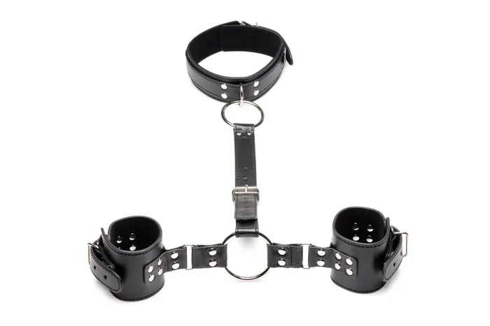 Couples XR Brands Neck to Wrist Restraints