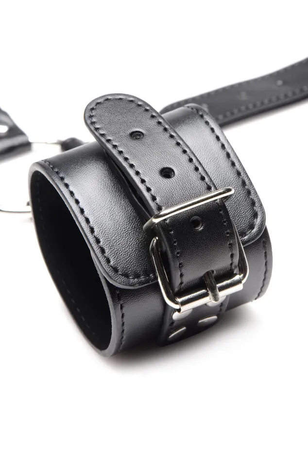Couples XR Brands Neck to Wrist Restraints